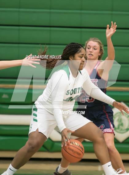 Thumbnail 3 in Bellmont@ Fort Wayne South Side photogallery.
