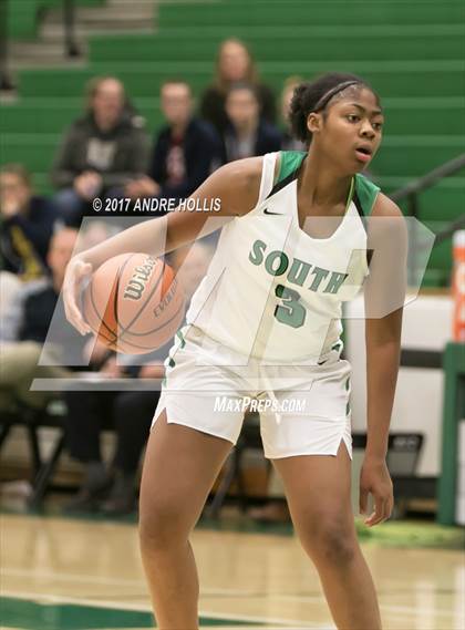 Thumbnail 3 in Bellmont@ Fort Wayne South Side photogallery.