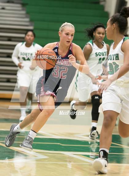 Thumbnail 3 in Bellmont@ Fort Wayne South Side photogallery.