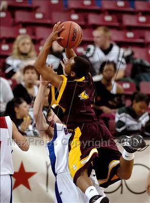 Thumbnail 3 in Edison vs. Folsom (CIF SJS D1 Playoffs) photogallery.