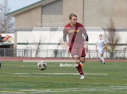 Thumbnail 2 in Cupertino vs. Gunn (Homestead Christmas Cup XXV) photogallery.