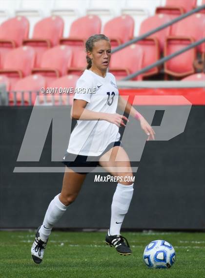 Thumbnail 2 in Maple Mountain vs. Timpanogos (UHSAA 5A Final) photogallery.