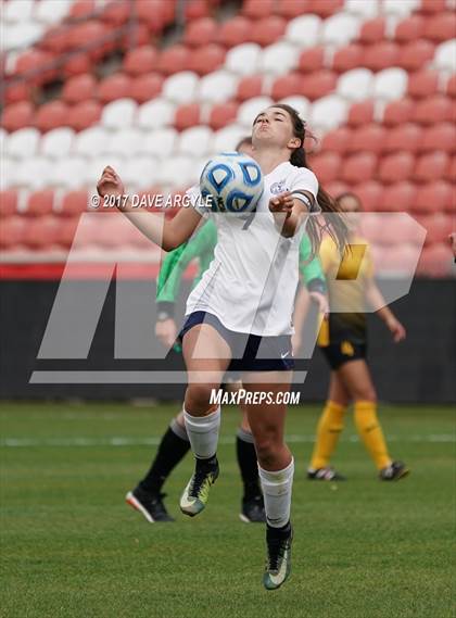 Thumbnail 2 in Maple Mountain vs. Timpanogos (UHSAA 5A Final) photogallery.