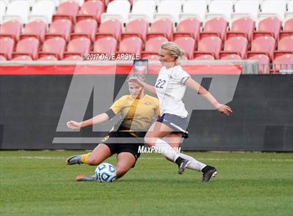 Thumbnail 3 in Maple Mountain vs. Timpanogos (UHSAA 5A Final) photogallery.