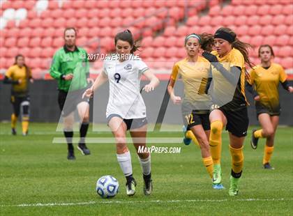 Thumbnail 2 in Maple Mountain vs. Timpanogos (UHSAA 5A Final) photogallery.