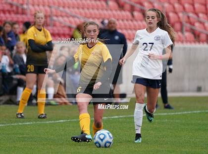 Thumbnail 3 in Maple Mountain vs. Timpanogos (UHSAA 5A Final) photogallery.