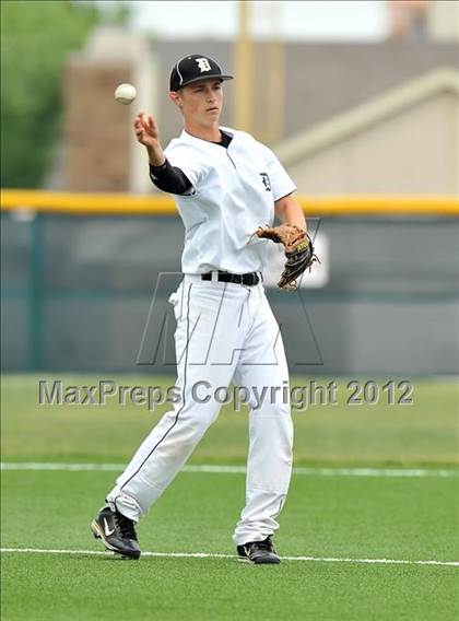 Thumbnail 1 in Dawson vs. Dodd City (UIL 1A Region 2 Area Playoff) photogallery.
