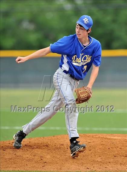 Thumbnail 1 in Dawson vs. Dodd City (UIL 1A Region 2 Area Playoff) photogallery.
