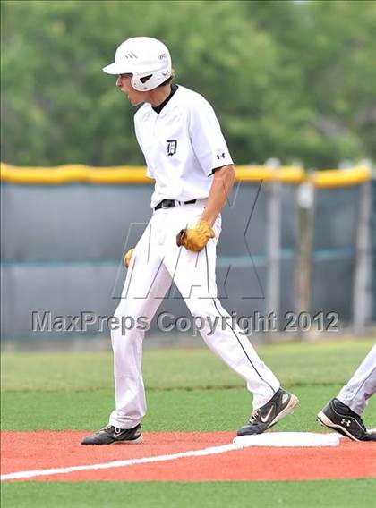 Thumbnail 2 in Dawson vs. Dodd City (UIL 1A Region 2 Area Playoff) photogallery.