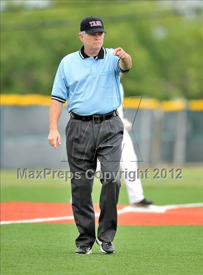 Thumbnail 2 in Dawson vs. Dodd City (UIL 1A Region 2 Area Playoff) photogallery.