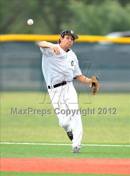 Thumbnail 2 in Dawson vs. Dodd City (UIL 1A Region 2 Area Playoff) photogallery.