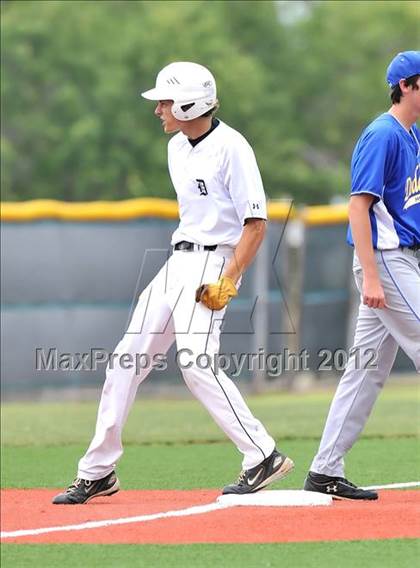 Thumbnail 1 in Dawson vs. Dodd City (UIL 1A Region 2 Area Playoff) photogallery.