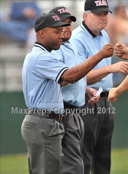 Thumbnail 1 in Dawson vs. Dodd City (UIL 1A Region 2 Area Playoff) photogallery.