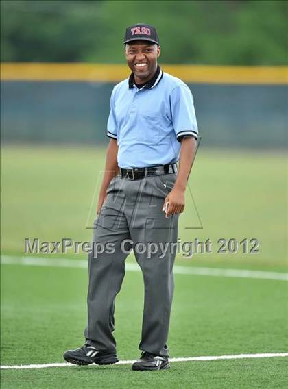 Thumbnail 3 in Dawson vs. Dodd City (UIL 1A Region 2 Area Playoff) photogallery.