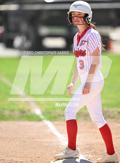 Thumbnail 1 in Carpinteria vs Eagle Rock (Spring Fling Tournament) photogallery.