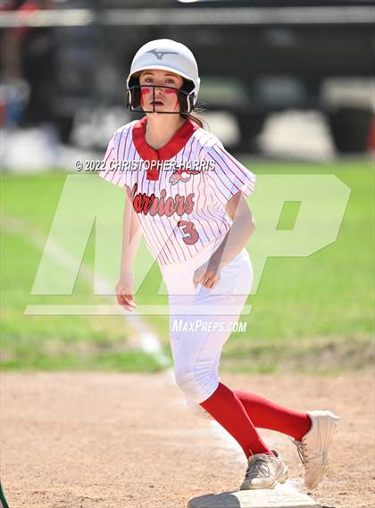 Thumbnail 2 in Carpinteria vs Eagle Rock (Spring Fling Tournament) photogallery.