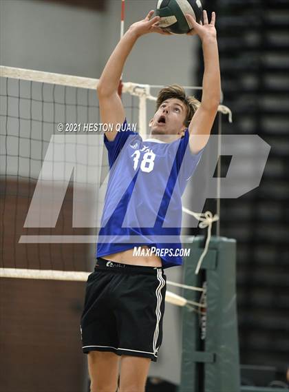 Thumbnail 1 in Los Alamitos @ Edison photogallery.