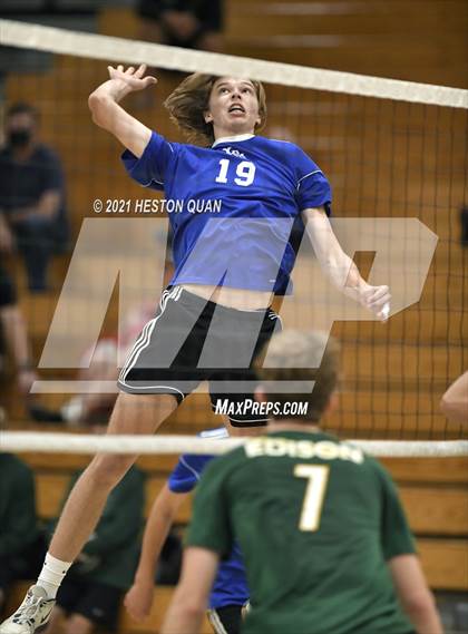 Thumbnail 3 in Los Alamitos @ Edison photogallery.