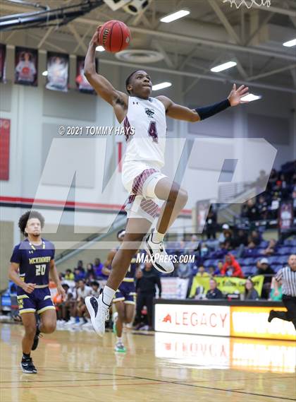 Thumbnail 2 in Mansfield Timberview vs. McKinney (Whataburger Tournament) photogallery.
