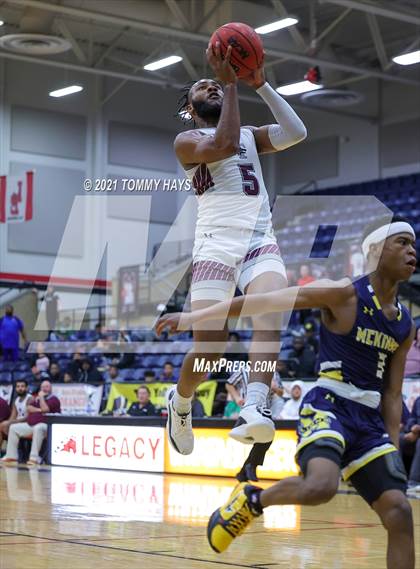 Thumbnail 1 in Mansfield Timberview vs. McKinney (Whataburger Tournament) photogallery.