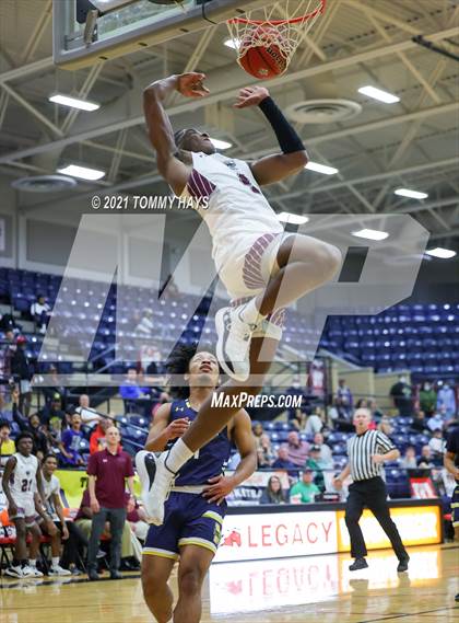 Thumbnail 3 in Mansfield Timberview vs. McKinney (Whataburger Tournament) photogallery.