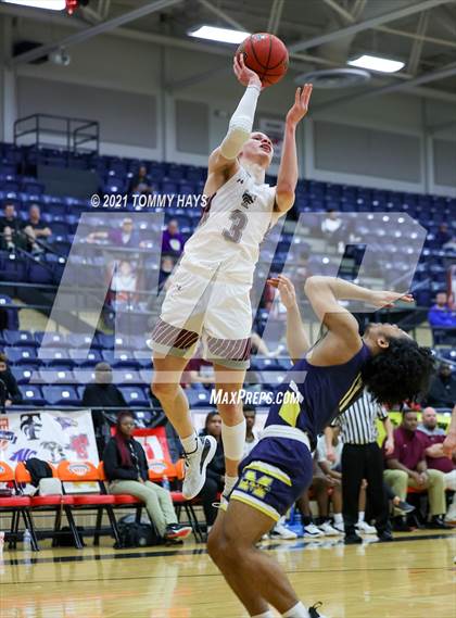 Thumbnail 2 in Mansfield Timberview vs. McKinney (Whataburger Tournament) photogallery.