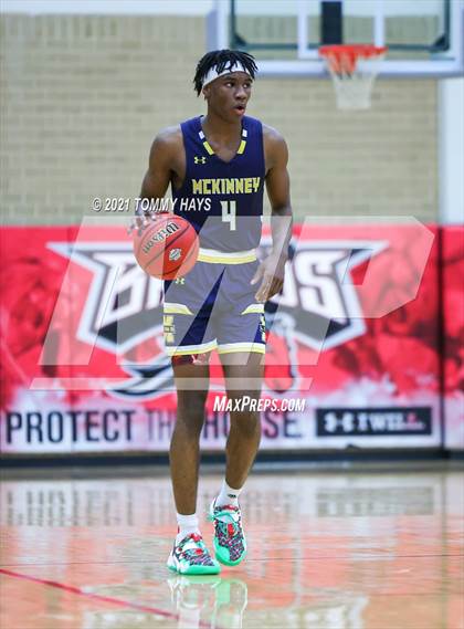Thumbnail 2 in Mansfield Timberview vs. McKinney (Whataburger Tournament) photogallery.