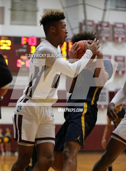Thumbnail 2 in O'Fallon @ Belleville West (IHSA 1st Round Playoff) photogallery.