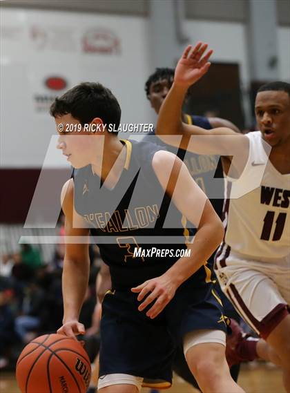 Thumbnail 3 in O'Fallon @ Belleville West (IHSA 1st Round Playoff) photogallery.