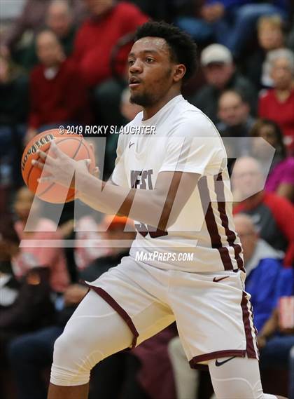 Thumbnail 2 in O'Fallon @ Belleville West (IHSA 1st Round Playoff) photogallery.
