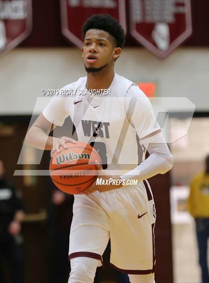 Thumbnail 2 in O'Fallon @ Belleville West (IHSA 1st Round Playoff) photogallery.