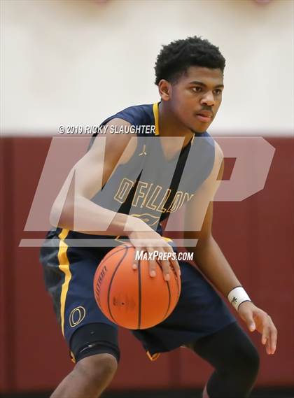 Thumbnail 1 in O'Fallon @ Belleville West (IHSA 1st Round Playoff) photogallery.