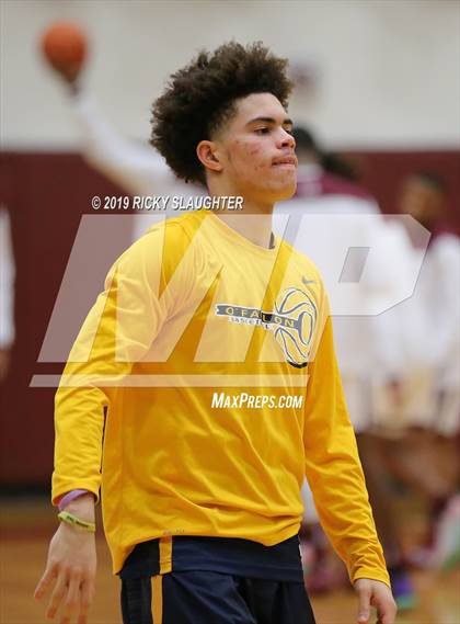 Thumbnail 1 in O'Fallon @ Belleville West (IHSA 1st Round Playoff) photogallery.