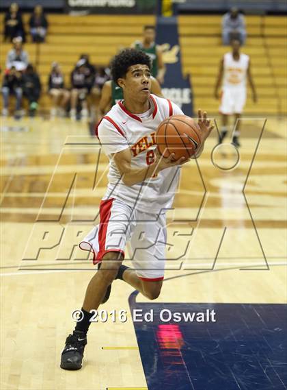 Thumbnail 1 in Manteca vs. Berkeley (MaxPreps MLK Classic) photogallery.