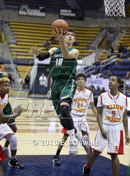 Thumbnail 1 in Manteca vs. Berkeley (MaxPreps MLK Classic) photogallery.