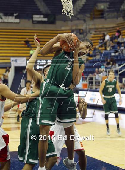 Thumbnail 3 in Manteca vs. Berkeley (MaxPreps MLK Classic) photogallery.