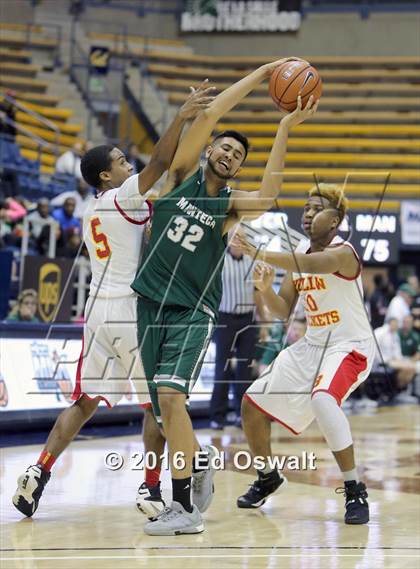 Thumbnail 1 in Manteca vs. Berkeley (MaxPreps MLK Classic) photogallery.