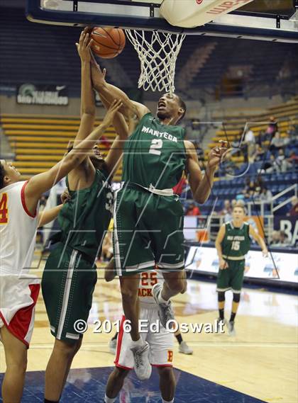 Thumbnail 1 in Manteca vs. Berkeley (MaxPreps MLK Classic) photogallery.