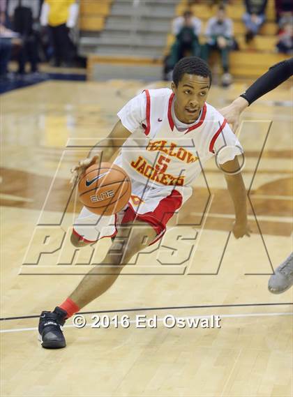 Thumbnail 2 in Manteca vs. Berkeley (MaxPreps MLK Classic) photogallery.