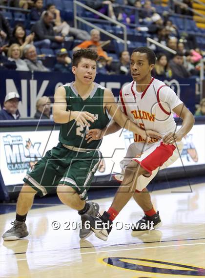 Thumbnail 3 in Manteca vs. Berkeley (MaxPreps MLK Classic) photogallery.