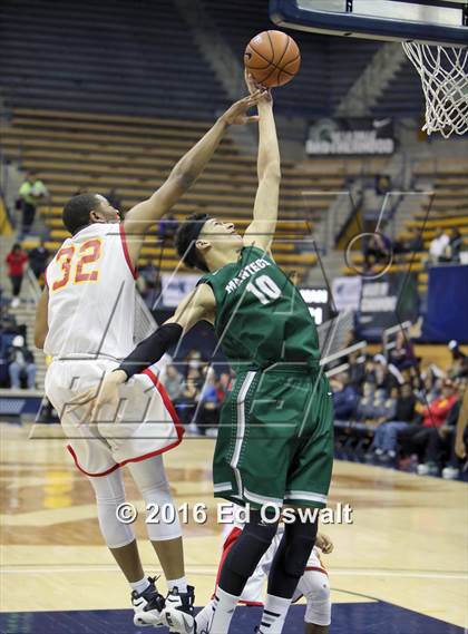 Thumbnail 1 in Manteca vs. Berkeley (MaxPreps MLK Classic) photogallery.