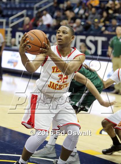 Thumbnail 3 in Manteca vs. Berkeley (MaxPreps MLK Classic) photogallery.