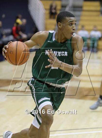 Thumbnail 2 in Manteca vs. Berkeley (MaxPreps MLK Classic) photogallery.