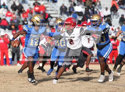 Thumbnail 2 in Lake Taylor vs Phoebus (VHSL 3A Region Final) photogallery.