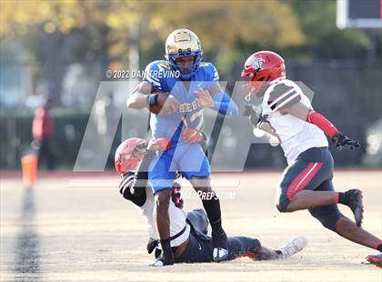 Thumbnail 2 in Lake Taylor vs Phoebus (VHSL 3A Region Final) photogallery.