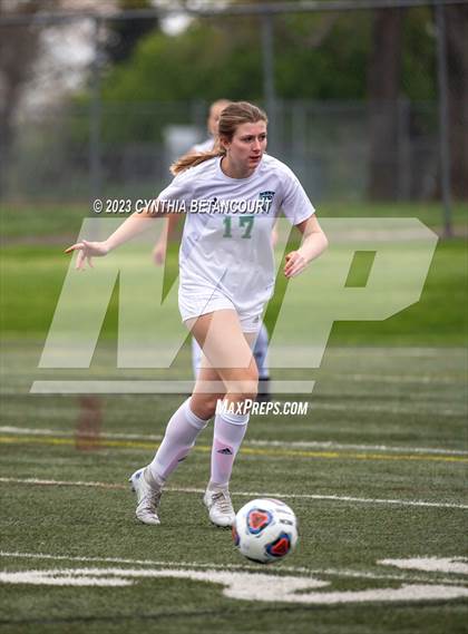 Thumbnail 3 in ThunderRidge vs Broomfield (CHSAA QuartFinal) photogallery.