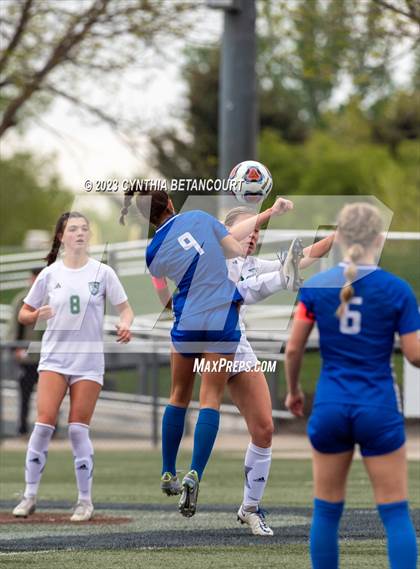 Thumbnail 3 in ThunderRidge vs Broomfield (CHSAA QuartFinal) photogallery.
