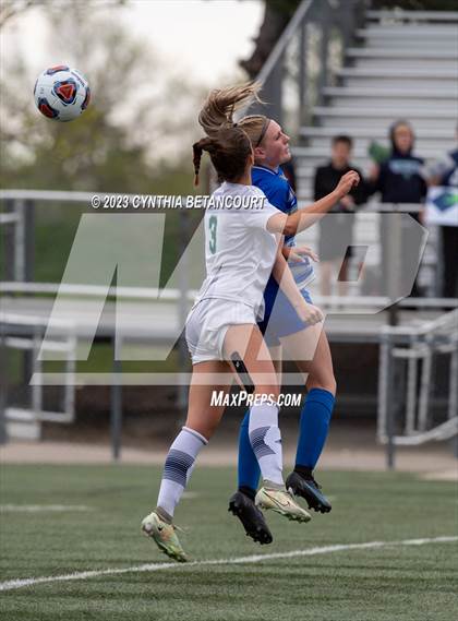 Thumbnail 1 in ThunderRidge vs Broomfield (CHSAA QuartFinal) photogallery.