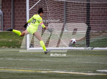 Thumbnail 1 in ThunderRidge vs Broomfield (CHSAA QuartFinal) photogallery.