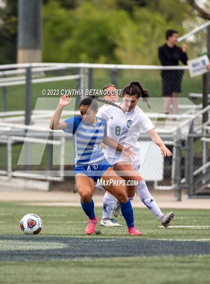 Thumbnail 3 in ThunderRidge vs Broomfield (CHSAA QuartFinal) photogallery.